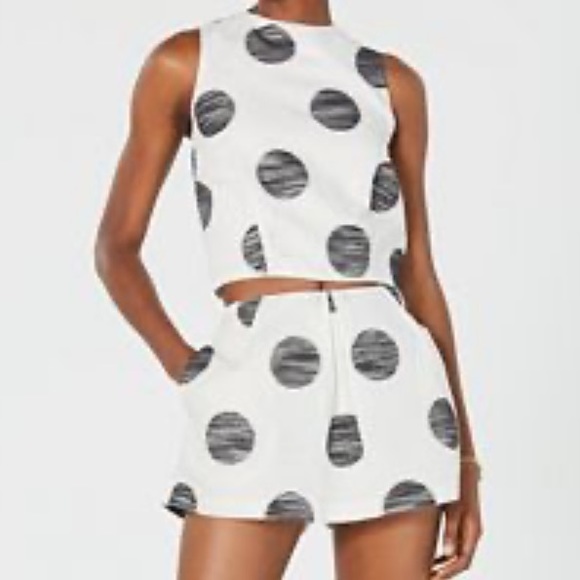 LINE & DOT Crop Top Textured Polka Dot Tie Back - Picture 1 of 8